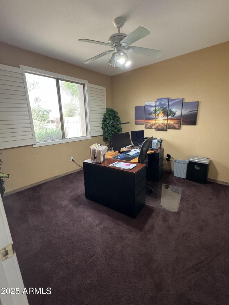 Bedroom 2/Office