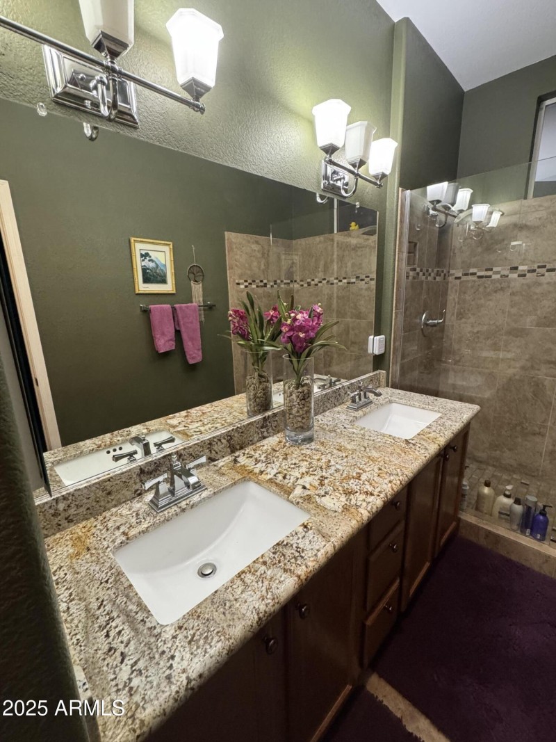 Upgraded Double Sinks
