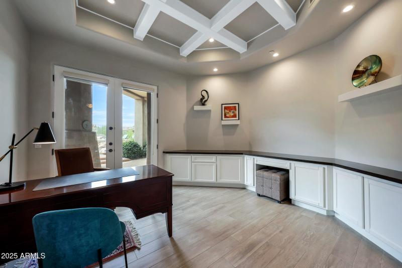 Office with Exterior Access