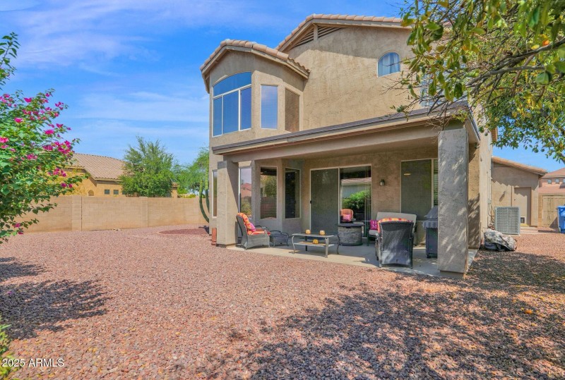 339 Horseshoe - 34Backyard