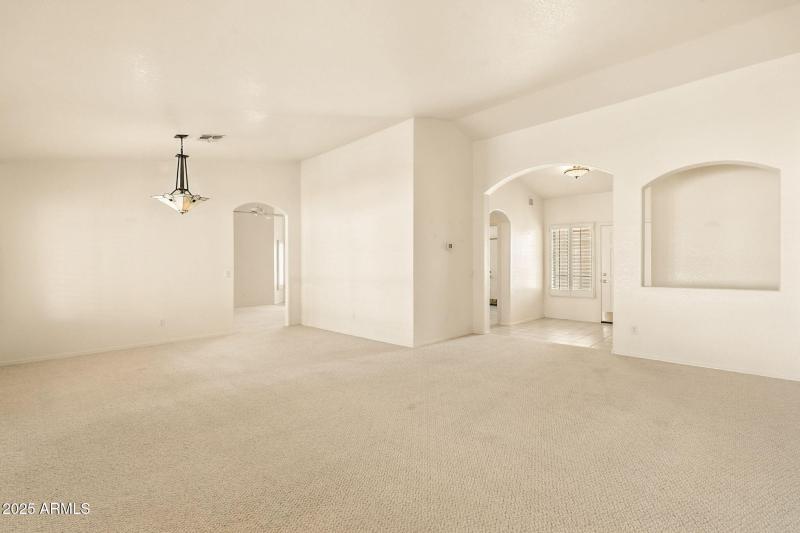 7-web-or-mls-Piccadilly-7