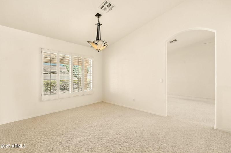 12-web-or-mls-Piccadilly-12