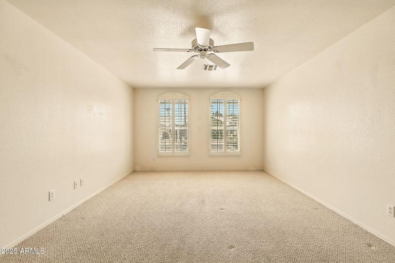 38-web-or-mls-Piccadilly-38