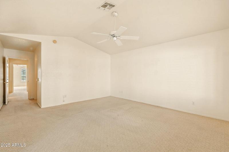 28-web-or-mls-Piccadilly-28