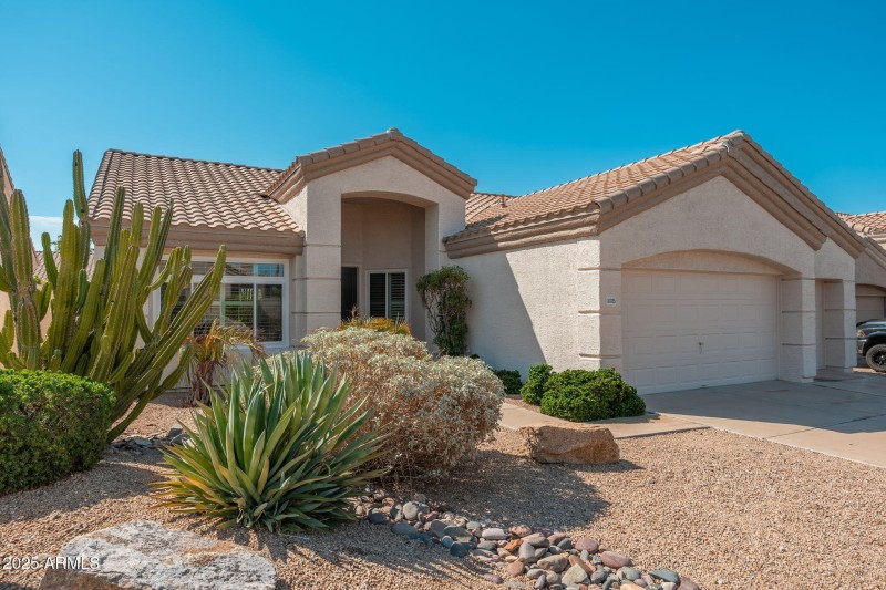 10035 E Janice Way - 02