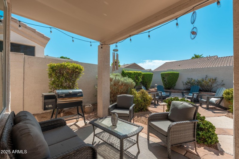 10035 E Janice Way - 25