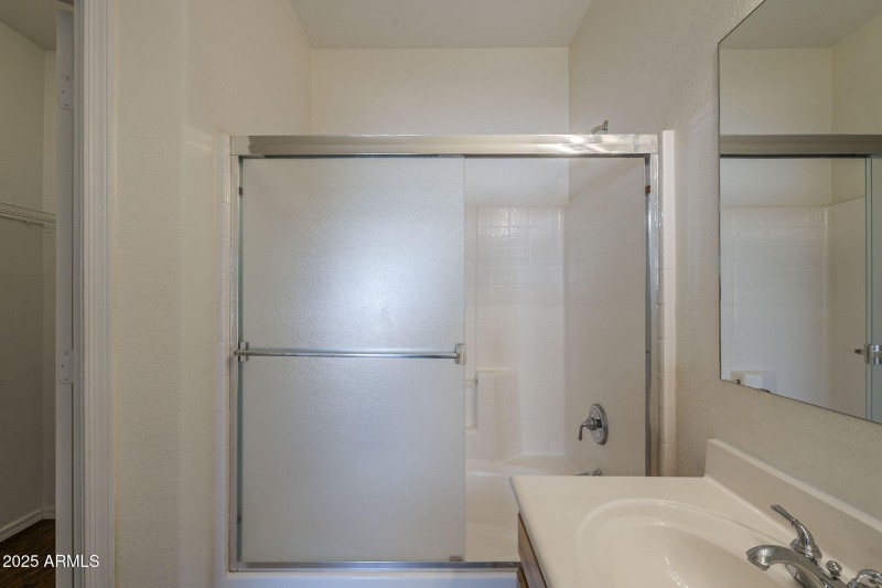25-web-or-mls-Teresa-25