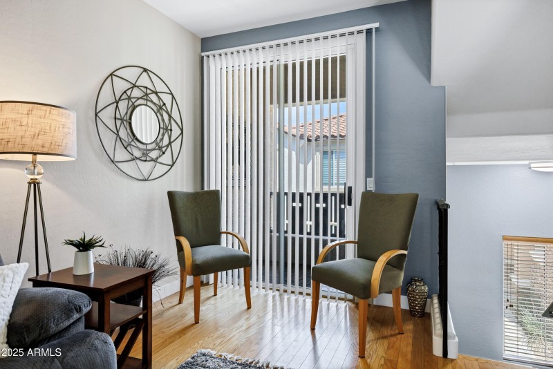 Second level balcony