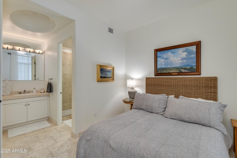 Bed 2 Ensuite