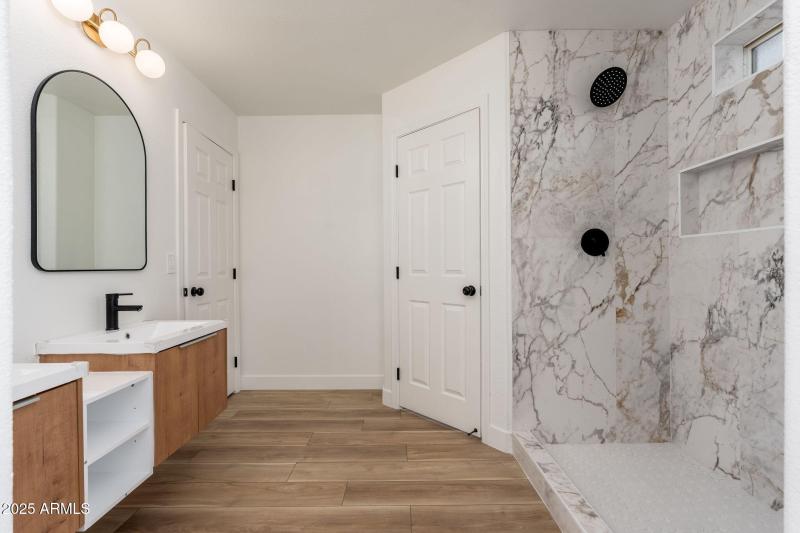 4545 N 67th Ave UNIT 1165 - 17