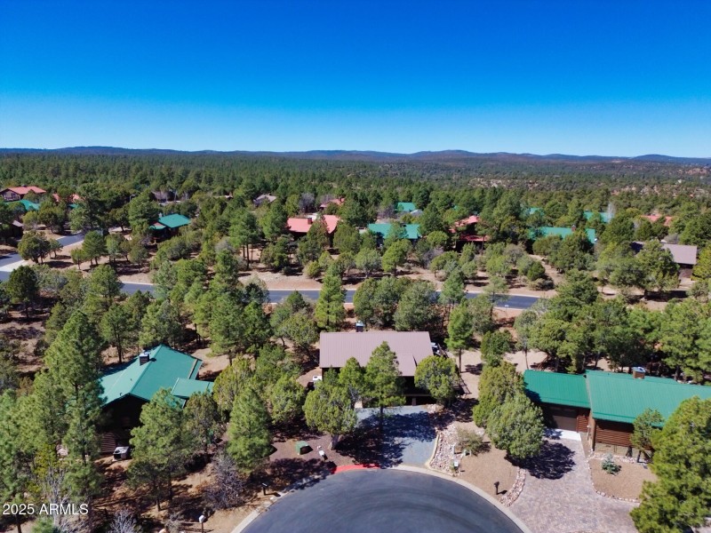 4760-W-Bison-Ln-air-9