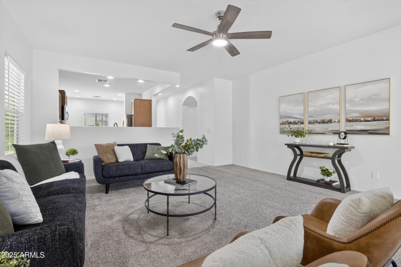 29_035_057_a4m_opnshw