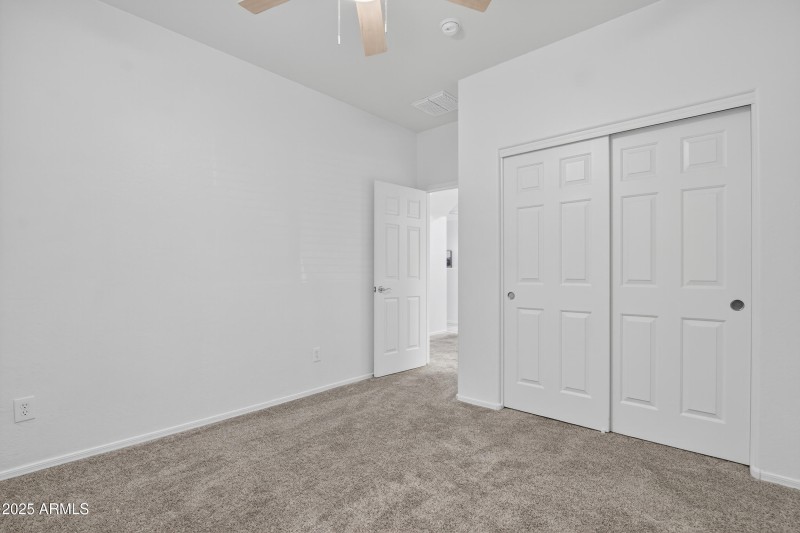 47_053_111_a4m_opnshw