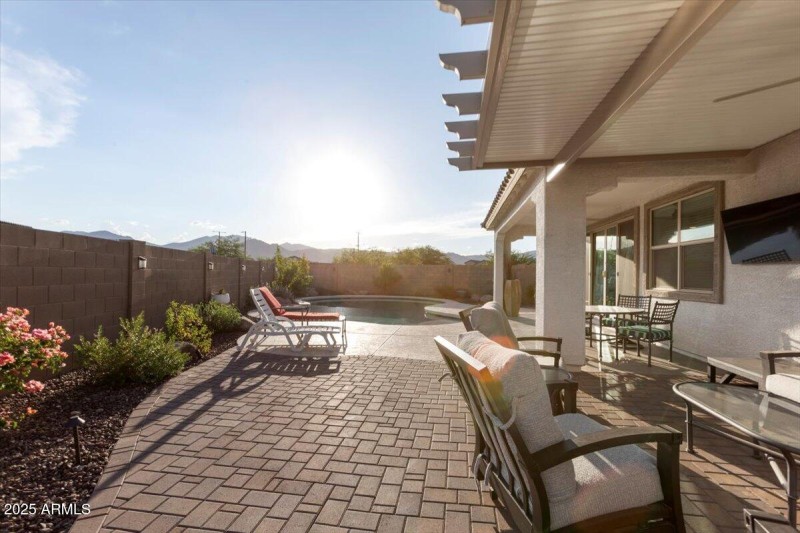 39-18879 W Cholla St