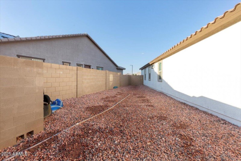 43-18879 W Cholla St