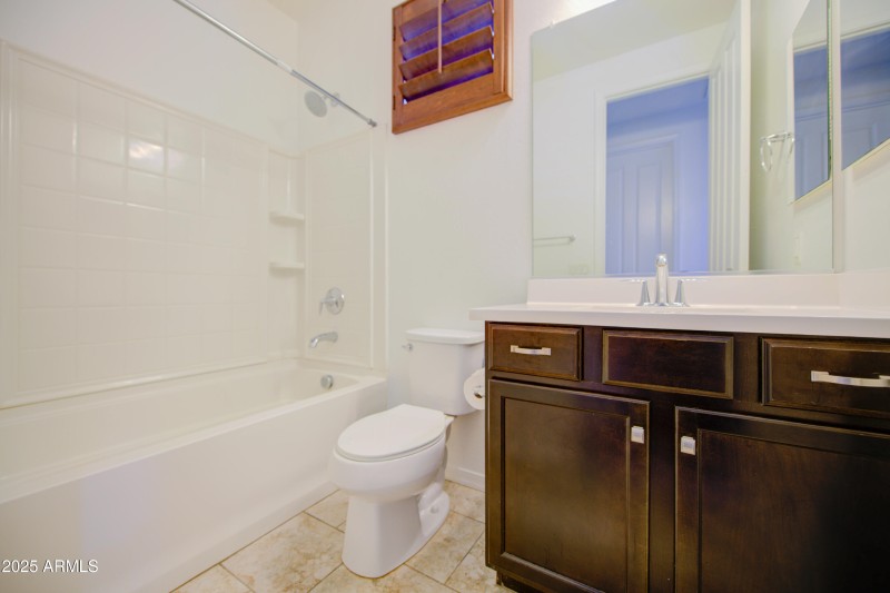 Bathroom 2-pic 1