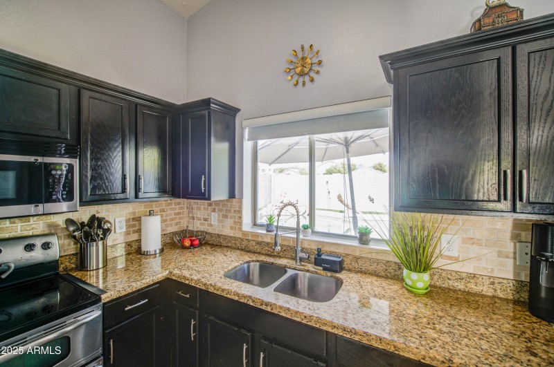 Kitchen 4