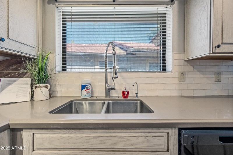 15 Kitchen 5