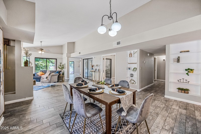 23 Dining room 2