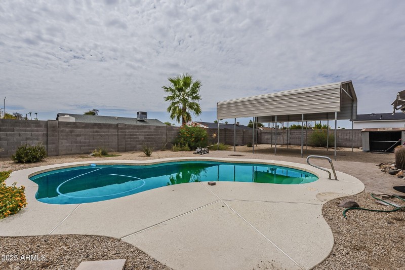 34-web-or-mls-Surrey-34