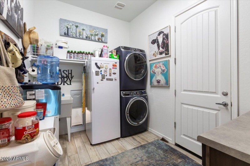 23-22762 E Pegasus Pkwy