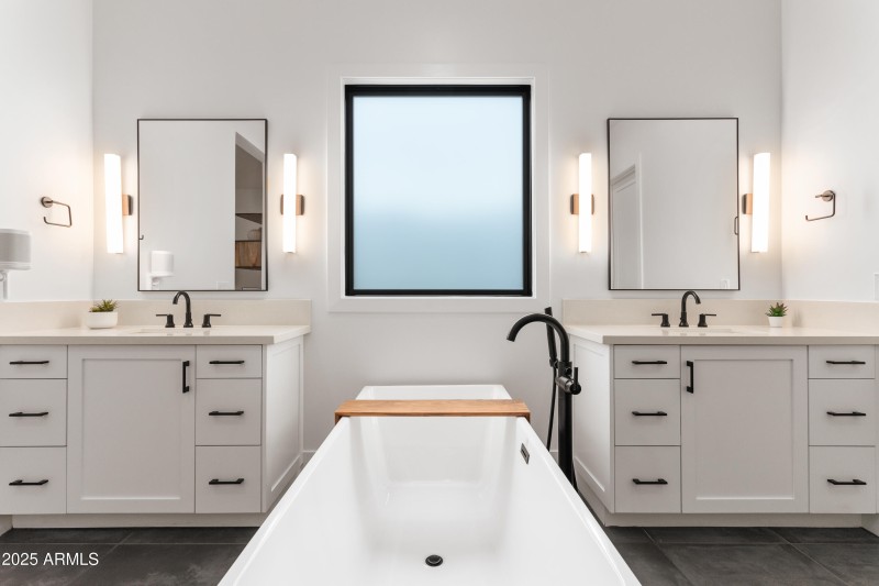 PropertyImageCo_4007N34thSt_WEB-27