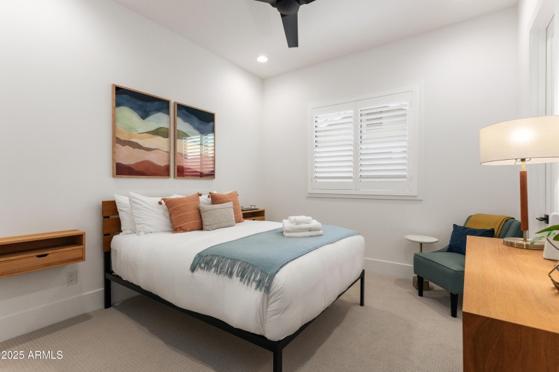 PropertyImageCo_4007N34thSt_WEB-33