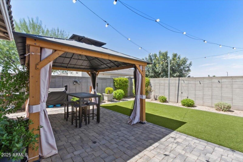 38-22762 E Pegasus Pkwy