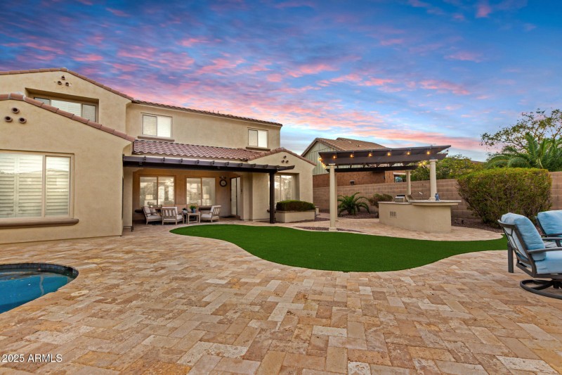 Black_Rock_Backyard_TW