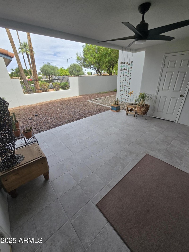 PATIO 1