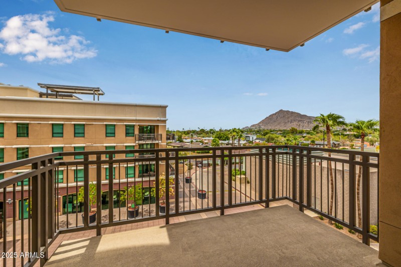 Large Balcony With Gorgeous Views