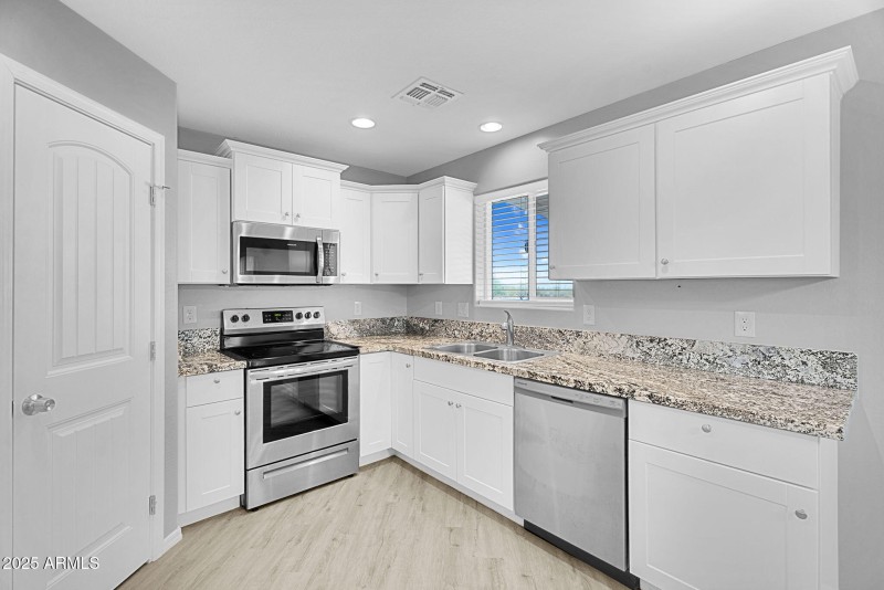 Granite Countertops!