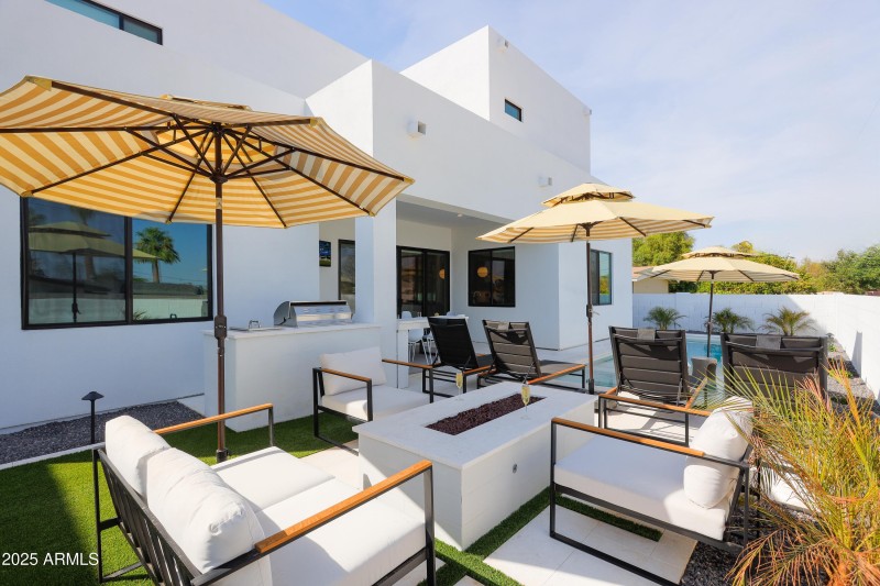 PropertyImageCo_4707N73rdSt_WEB-1