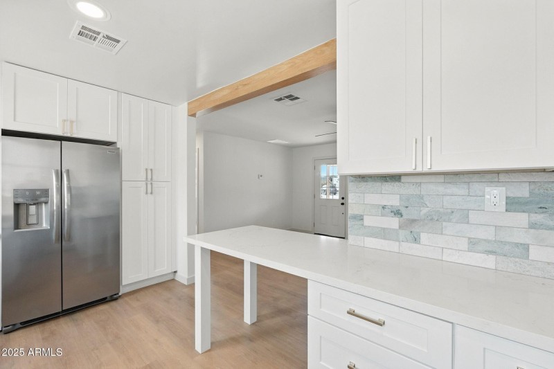 016_Kitchen