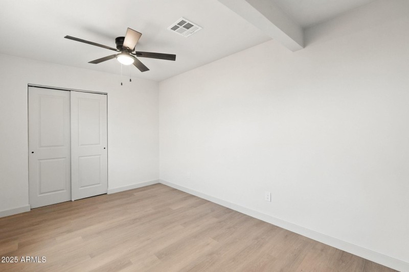 033_Guest Room 2