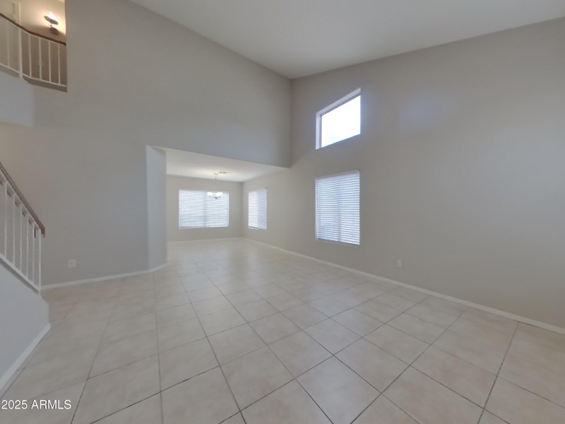 2_pc_y5FyrNkDCI_J4JisBJ6w0_layout_0