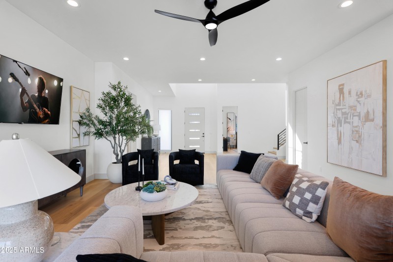 PropertyImageCo_4707N73rdSt_WEB-8