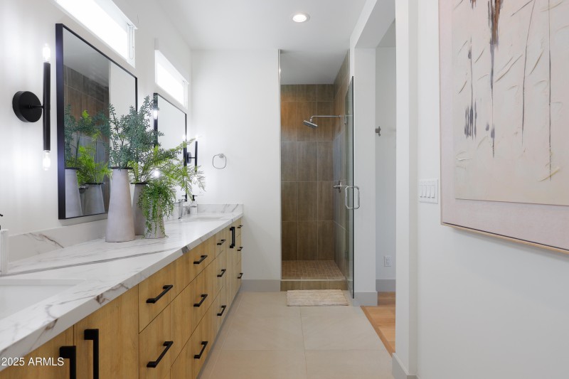 PropertyImageCo_4707N73rdSt_WEB-53