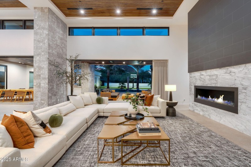 Twilight Great Room 2