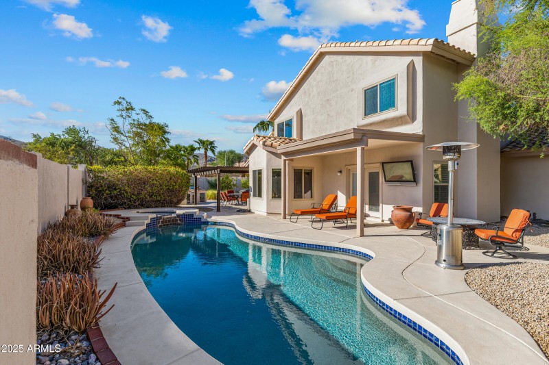 Resort style back yard