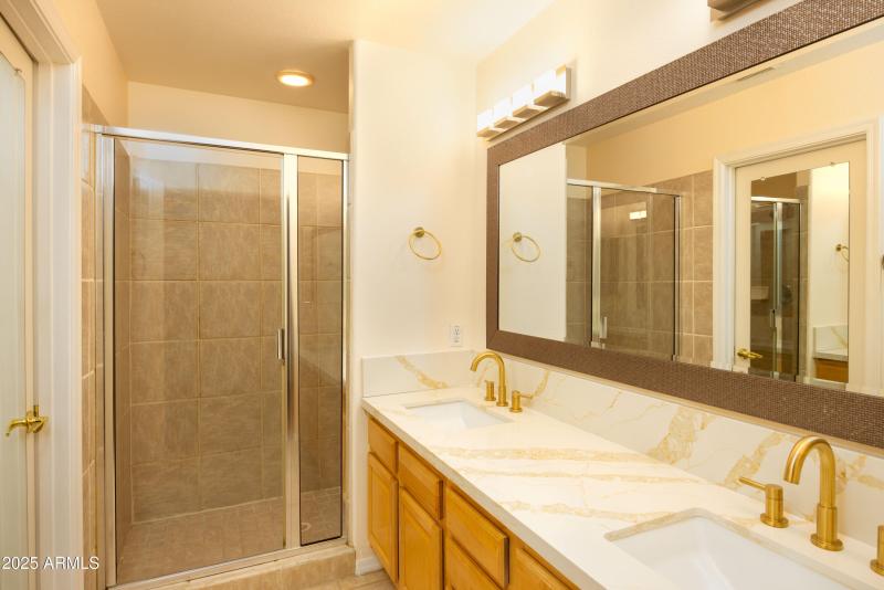 Earll new bathroom