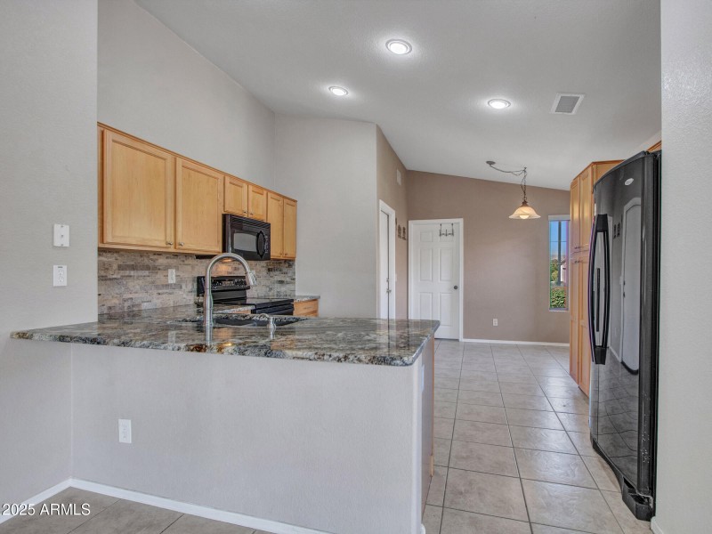 03-Eat-in-Kitchen-(1)