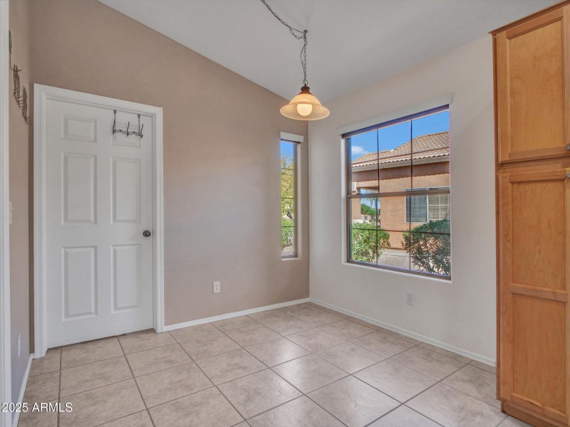 03-Eat-in-Kitchen-(7)