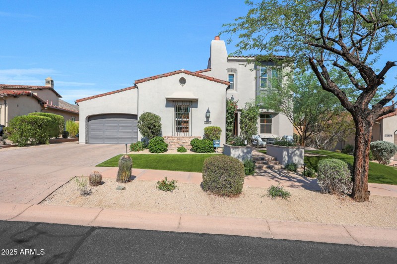 Gorgeous Curb Appeal