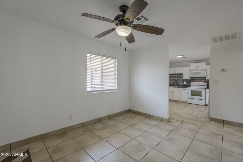 7-web-or-mls-Christy-7