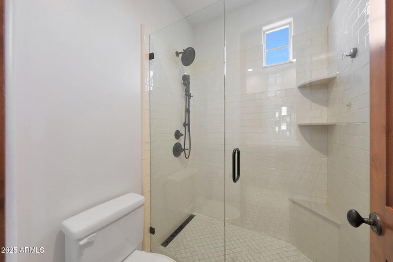 Jack & Jill Bath