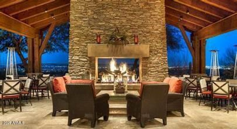 14.5 Golf Club Dining jpg