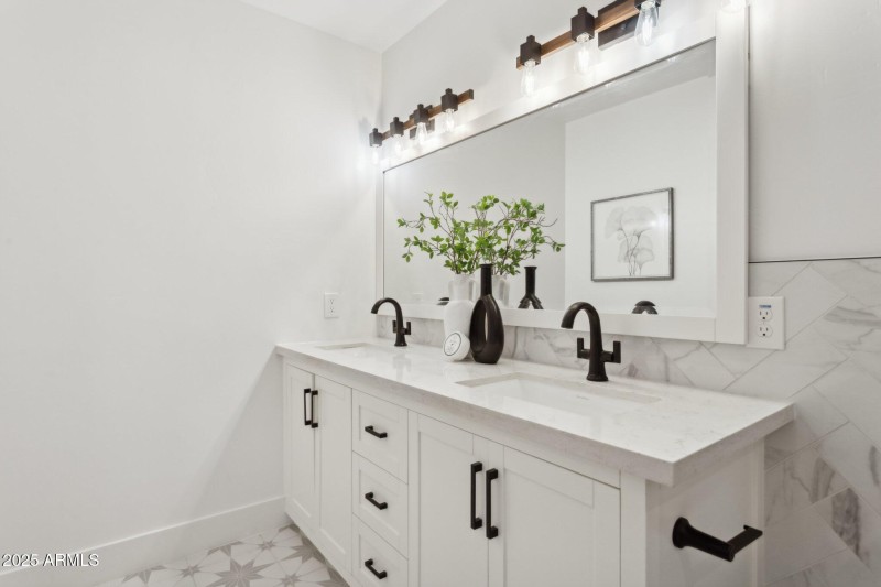 Ensuite Bath