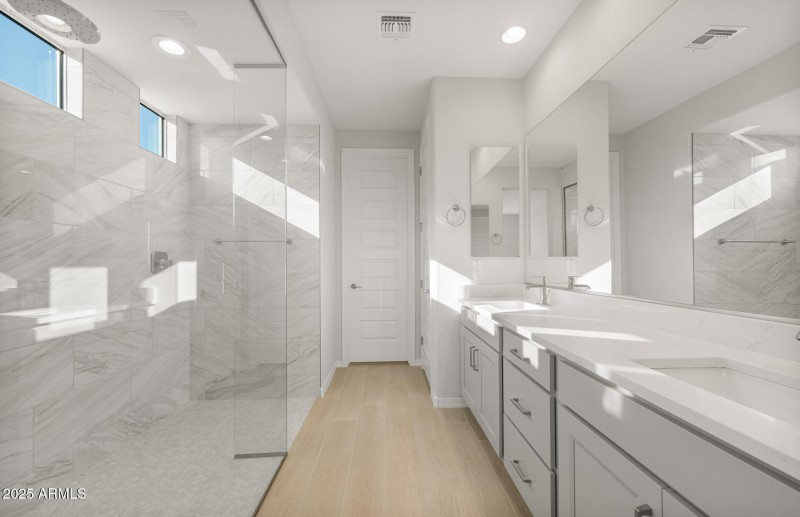 Owner's Bathroom