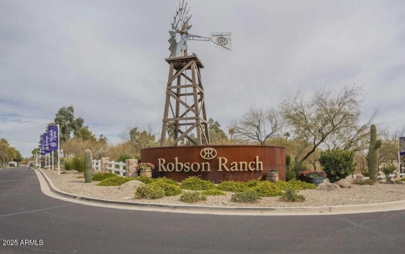 RR Windmill